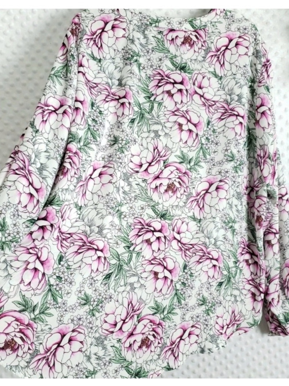 Torrid White and Pink Floral Long Sleeve Top - Picture 2 of 3